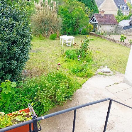 Petite Maison Etape Loire A Velo Ou Compostelle Mosnes Εξωτερικό φωτογραφία