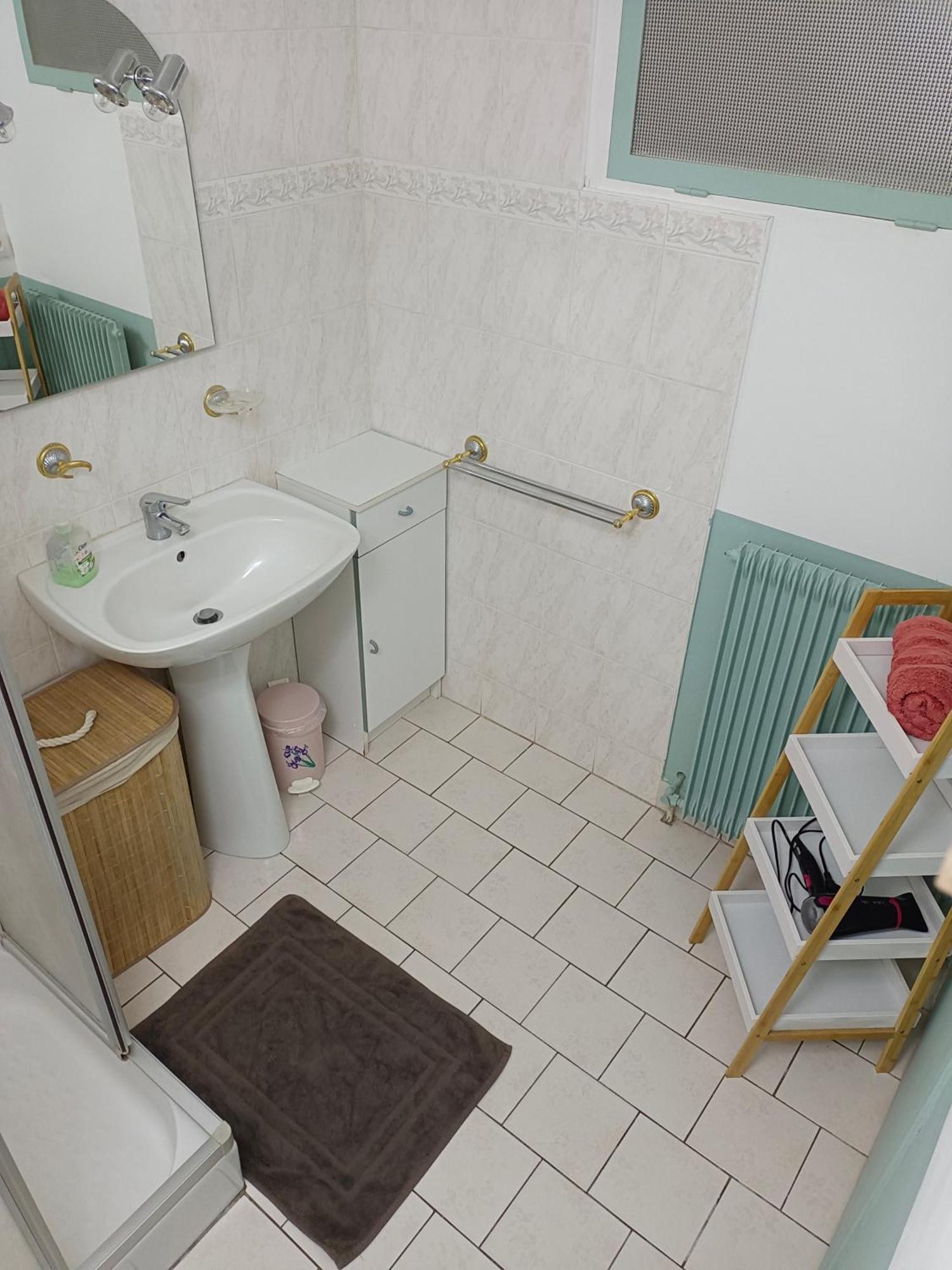 Petite Maison Etape Loire A Velo Ou Compostelle Mosnes Εξωτερικό φωτογραφία