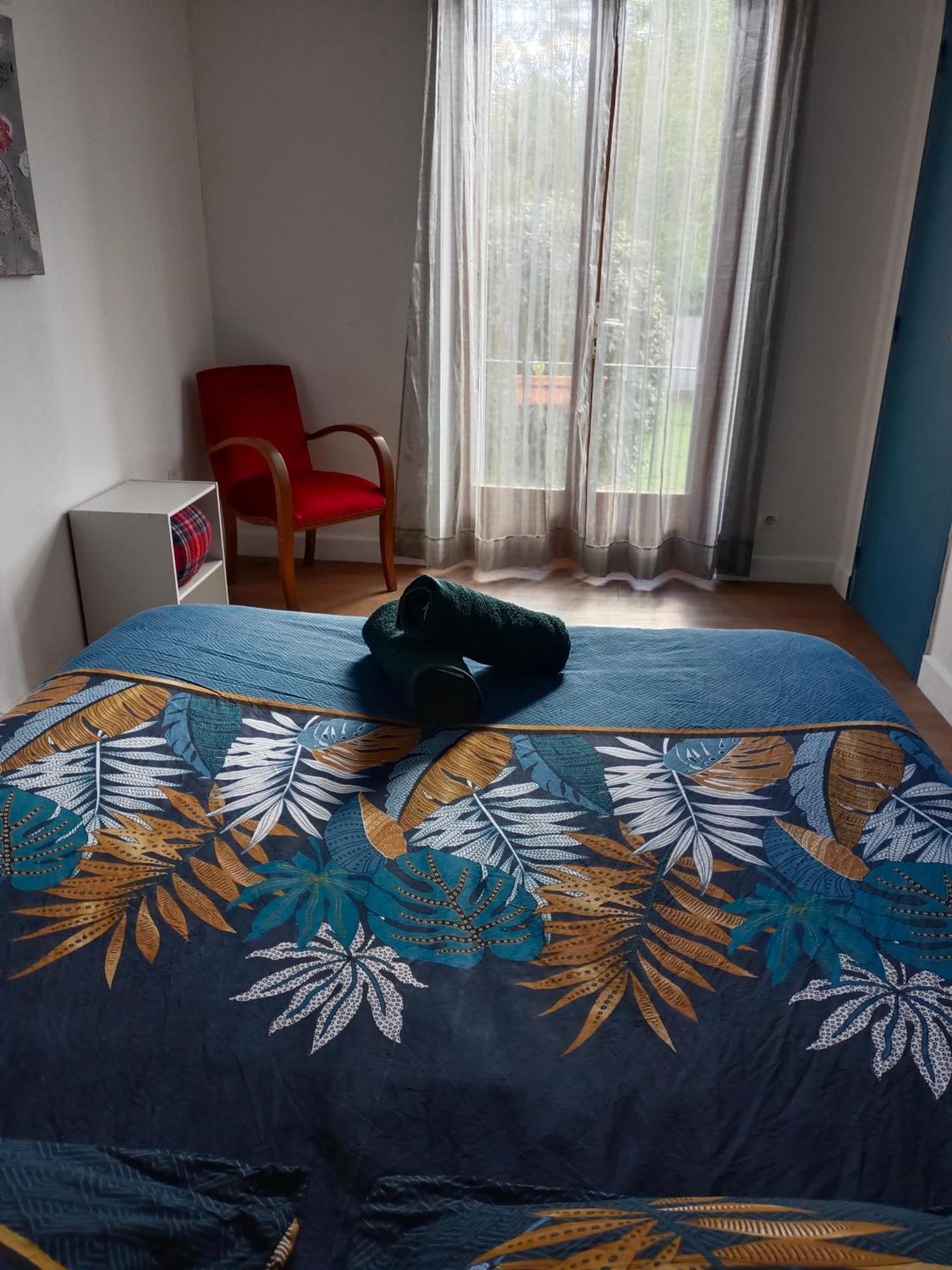 Petite Maison Etape Loire A Velo Ou Compostelle Mosnes Εξωτερικό φωτογραφία